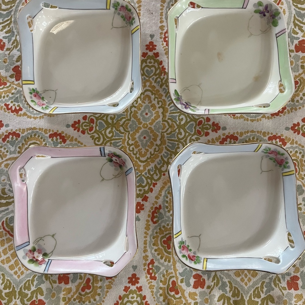Charming Nippon Antique Floral Ceramic Plate Set with Pastel Accents
